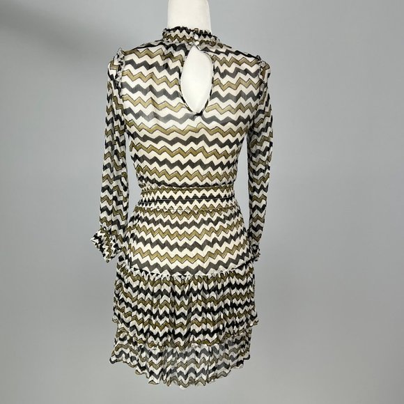HD In Paris Anthropologie Sierade Zigzag Mini Dress Ruffle Smocked size 0 - Picture 9 of 16
